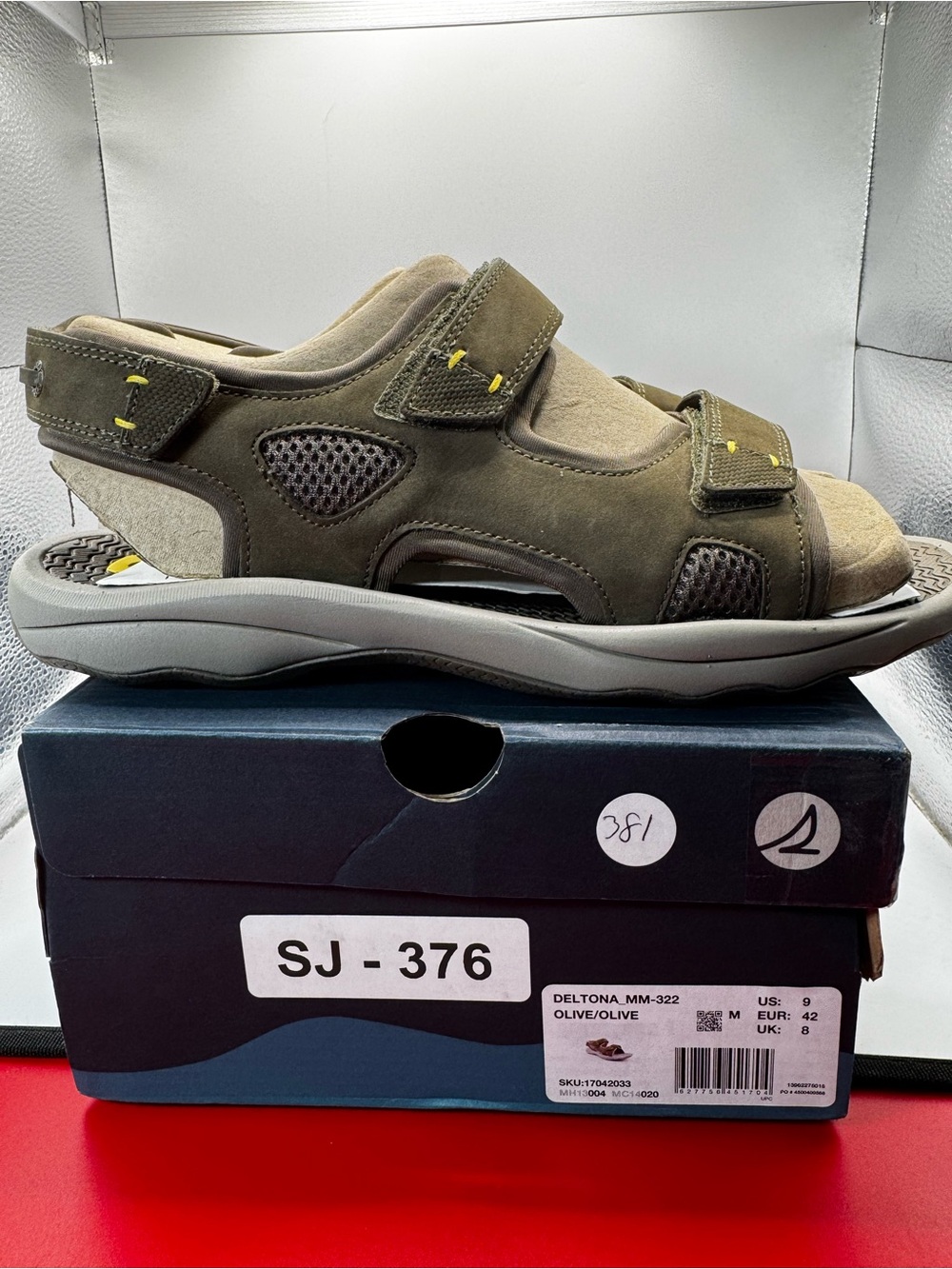 Sperry Deltona Men's Size 9 Olive Green Strap Sandals Outdoor Beach Travel New i